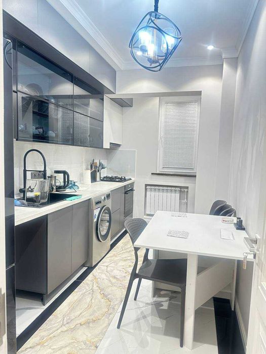 ПРОДАЕТСЯ 3/5/9 80м2 на: Нукусская