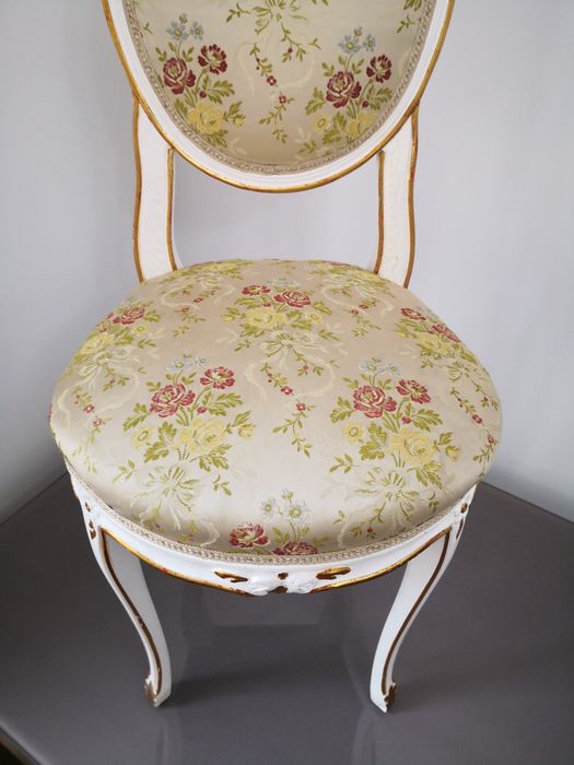 Scaun  vintage stil Louis XVI