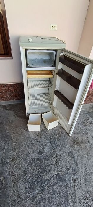 Халадилник      сотилади