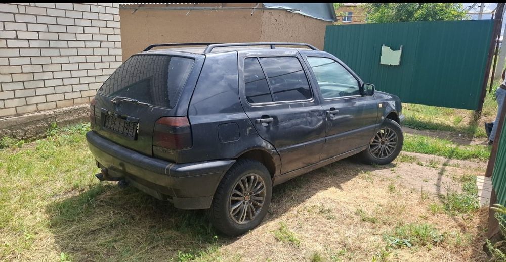 Запчасти на Volkswagen golf 3