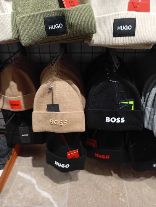 The North Face Висококачествена многоцветна зимна шапка Унисекс