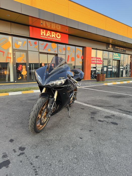 Vand schimb Yamaha r1 2005