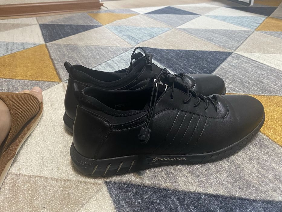 Крософки-туфли мужские. Новые