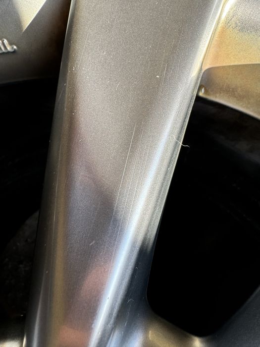 1 диск на Камри 55 американец XLE.