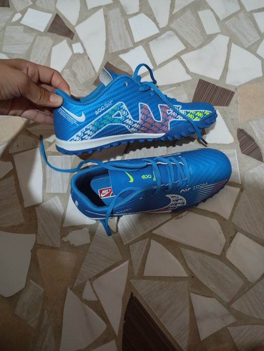 Сороконожки либо бутсы