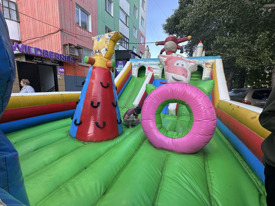 Батут надувной детский