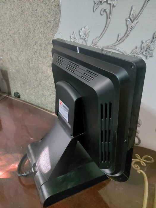 Сенсорный моноблок с чековым принтером