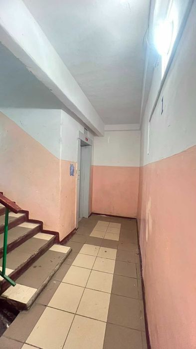 2 ком.кв. 49 кв.м  Республики 37