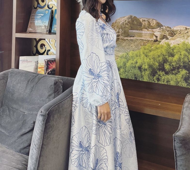 Платье,надето только один раз