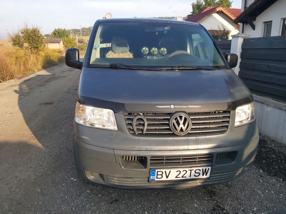 WV T5 7 locuri, inmatriculat