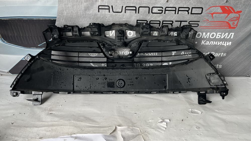 Предна решетка Toyota Yaris 4 2020-