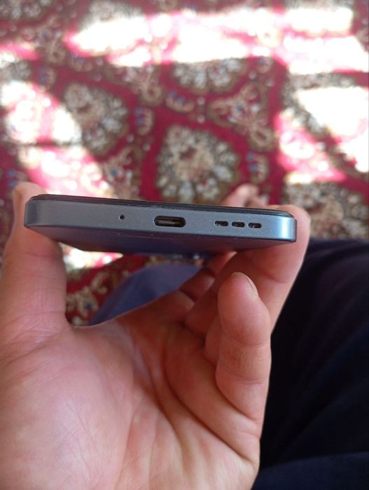 RedMi 13C Sotiladi 8/256GB koʻk rang