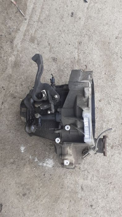 Cutie Viteze Vw Polo 1.4 BBY din 2003