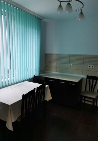 Дава се под наем Тристаен апартамент в София, Студентски град - 92 кв.м за 800 € - Снимка #1