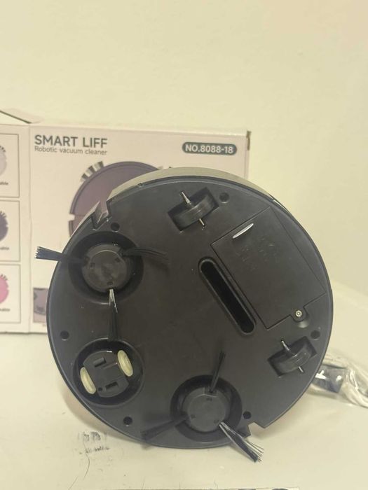 Aspirator robot compact cu perii laterale si incarcare USB