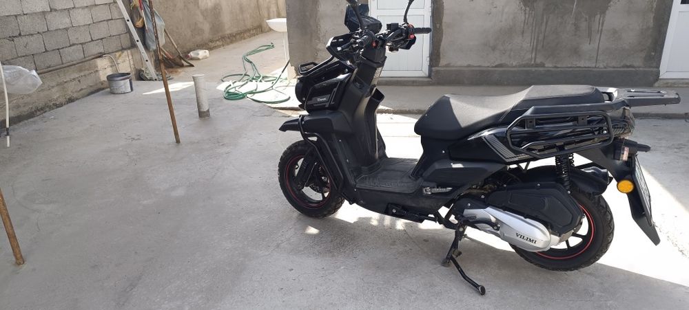 Продам скутер танк