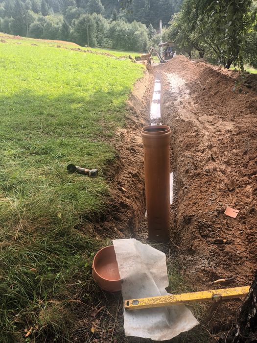 Montaj fose ecologice.  rezervoare bazine