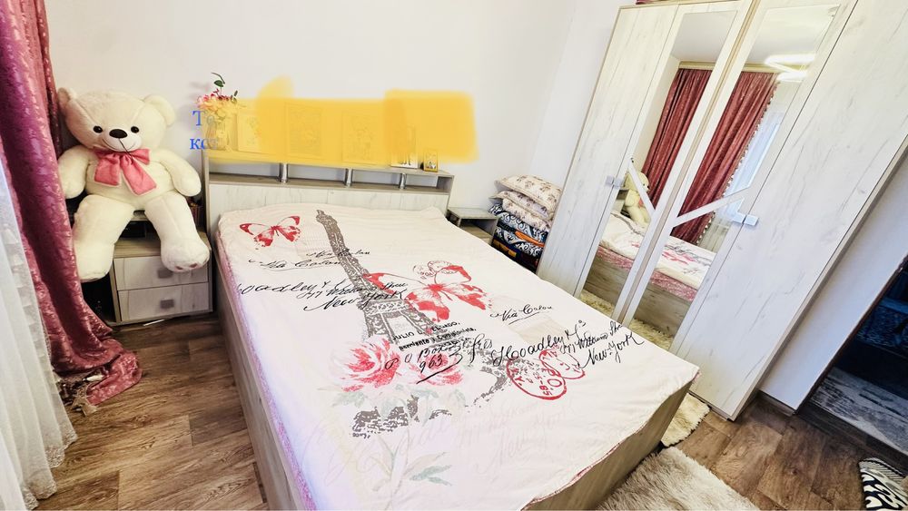 Спальный гарнитур