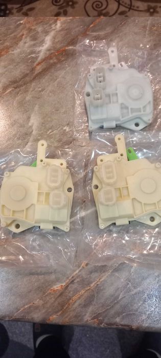 Машинки  централно заключване за Хонда CRV 5 пина