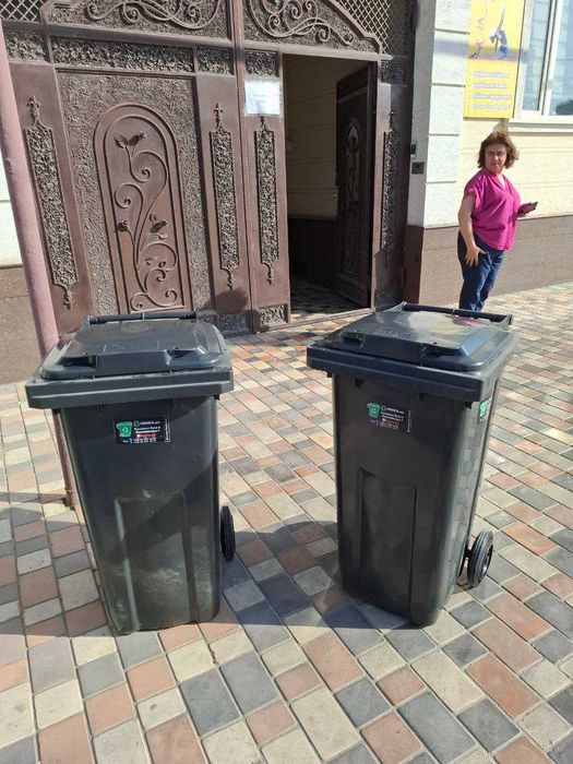 Мусорные баки и урны. Контейнеры для мусора. От 120 до 1100 литра