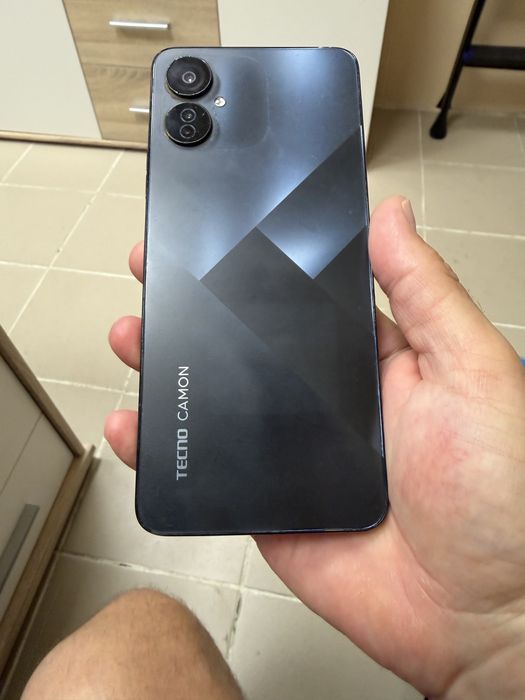 Tecno Camon 19 Neo 6/128gb - отличен