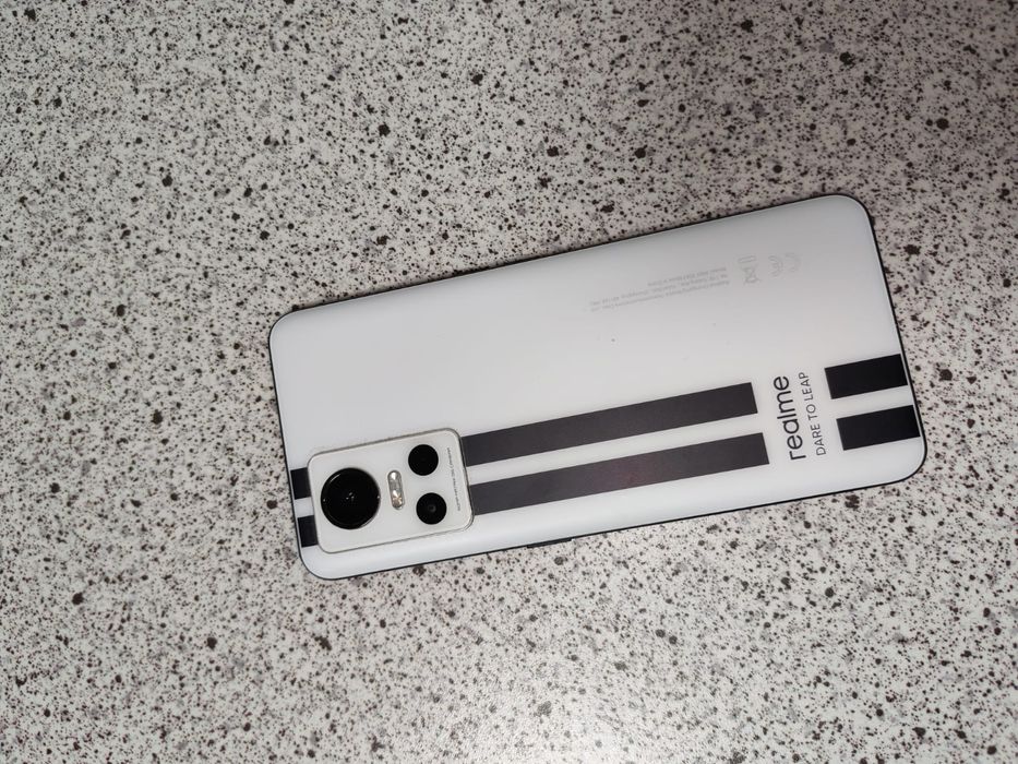 RealMe Gt Neo3 150 W