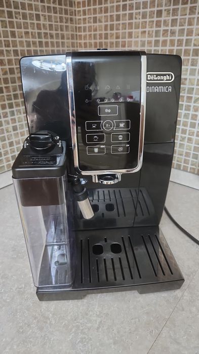 Кофемашина Delonghi