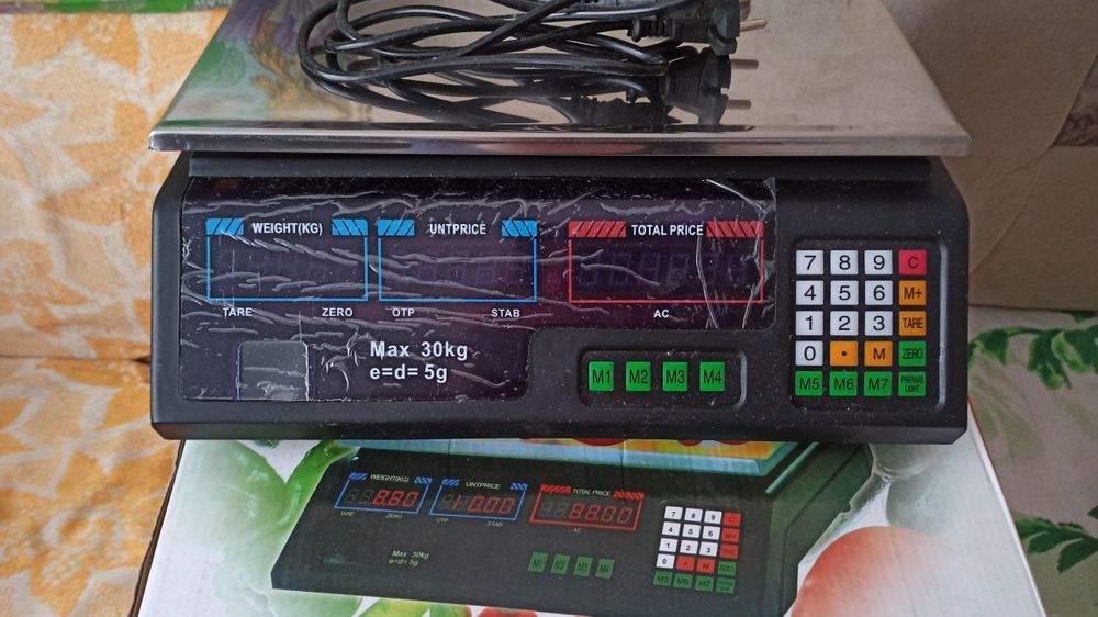 Продам весы электронные.