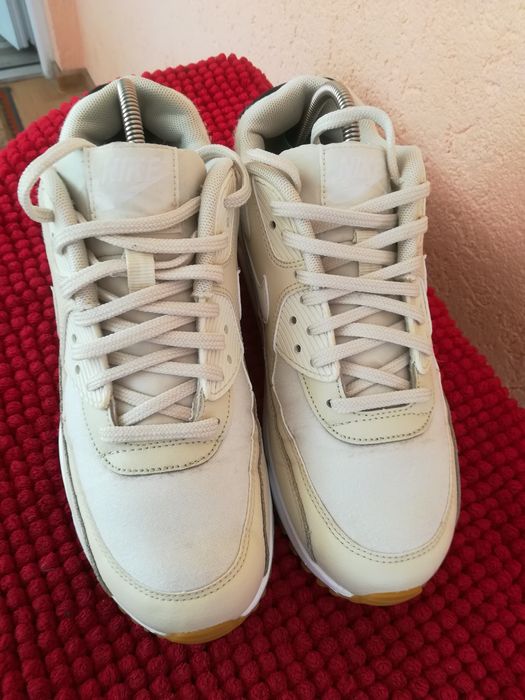 Adidași Nike Air Max nr 38,5 dama
