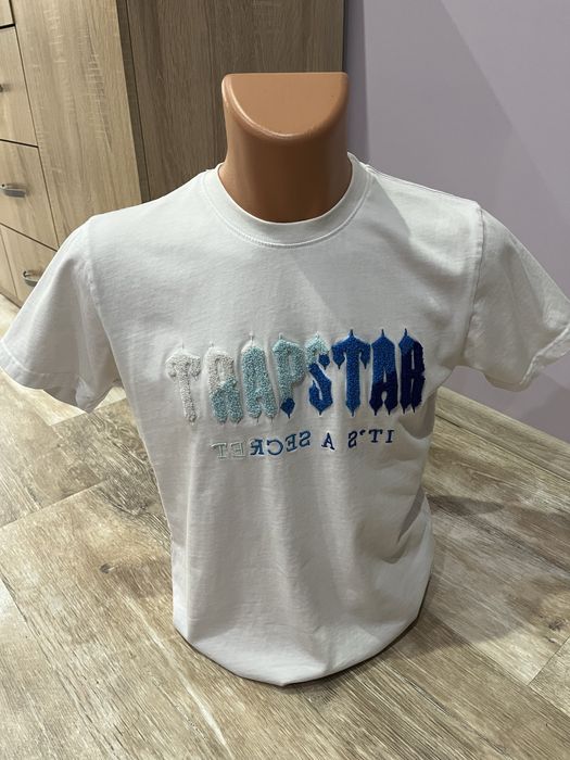 Мъжки тениски…..