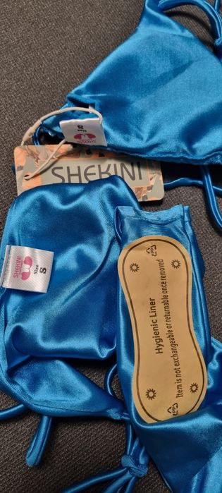 Costum de baie din 2 piese