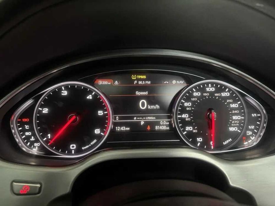 Dezmembrez Audi A8 D4 2016