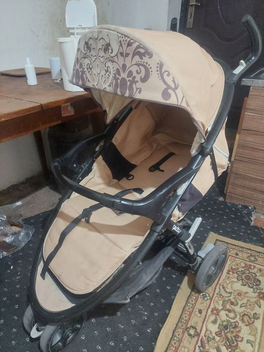 Продам каляску детскую