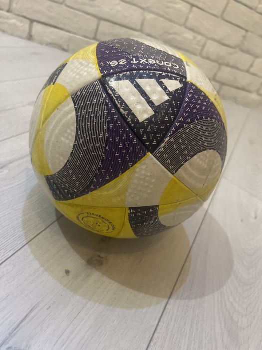 Мяч adidas оригинал