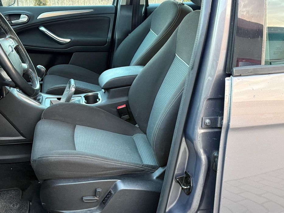 Ford S-Max 1.6i 2011