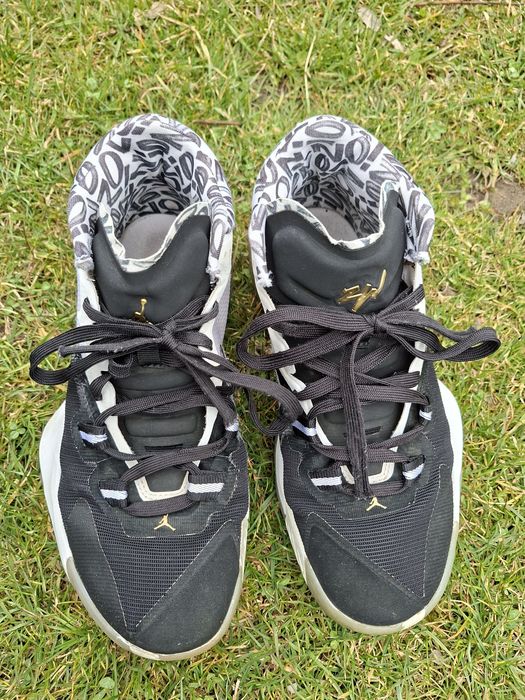 Adidași unisex 37.5 mărime