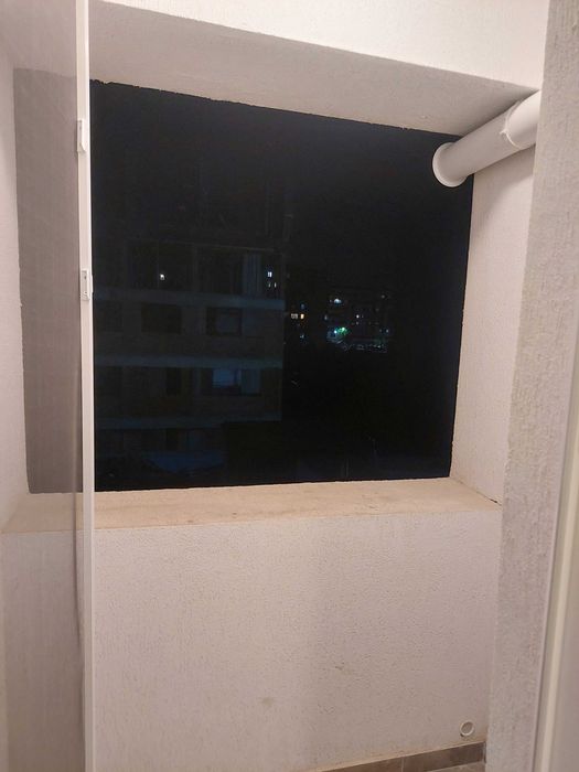 Vand garsonieră cu loc de parcare privat/direct proprietar