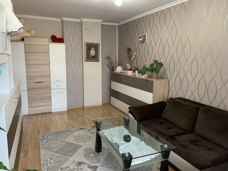 3 стаен апартамент
