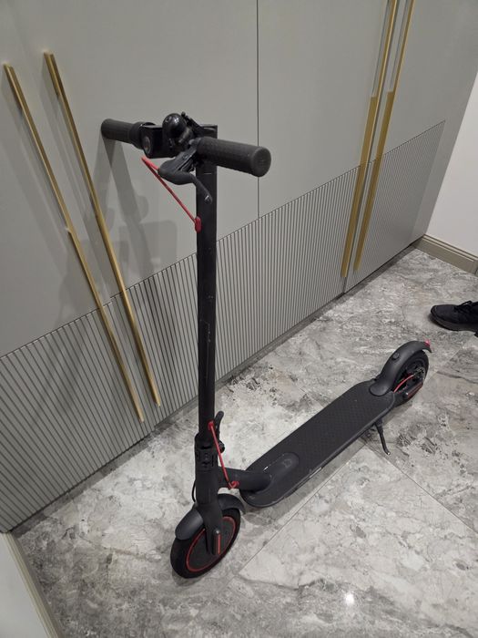 Электросамокат Xiaomi m365 pro