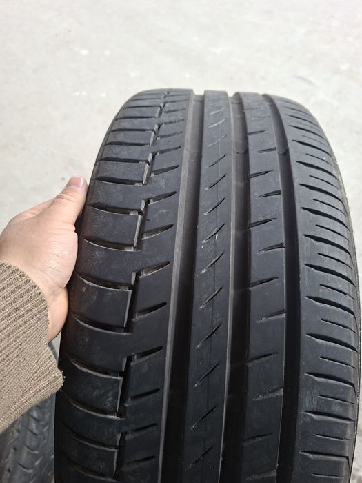 Шины 235/45/18 Continental