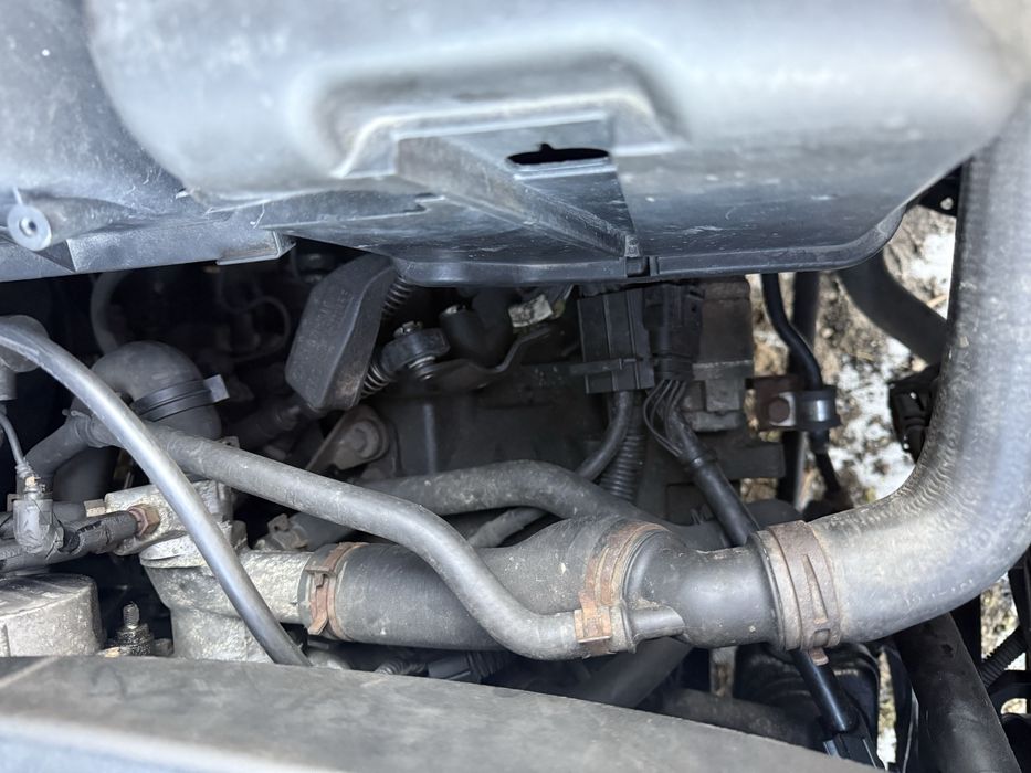 Skoda motor 1.9 in stare buna acte valabile ofer fiscal pe loc 1200 €