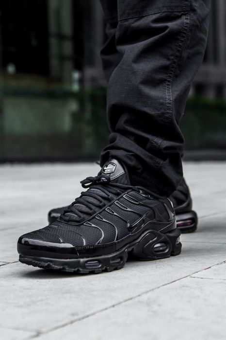 Мъжки обувки Nike tn triple black