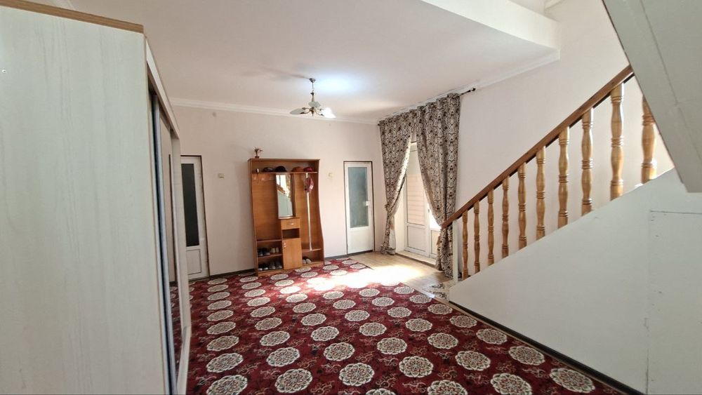 Уй сотилади барча кулайликларига эга