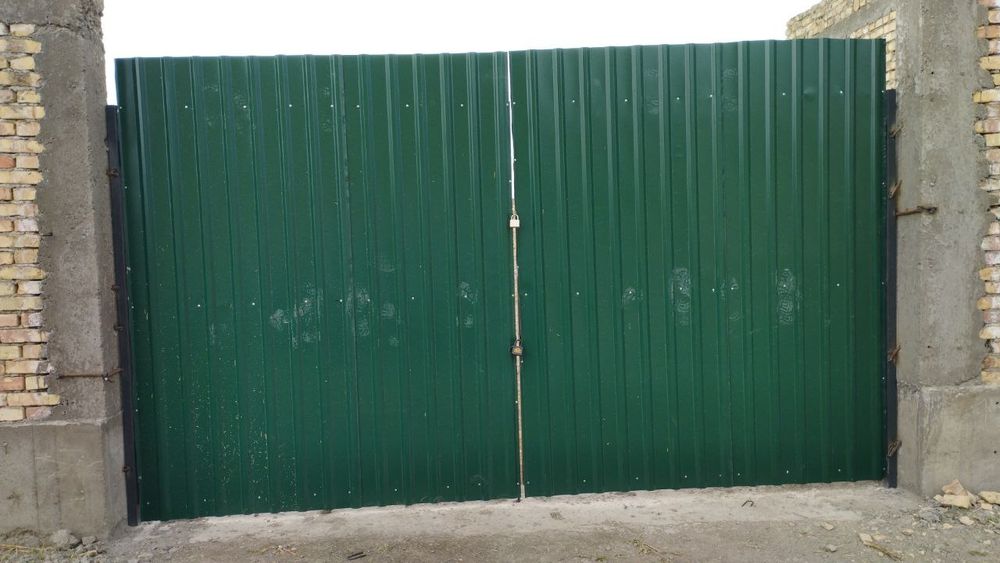 Продам недостроенный участок