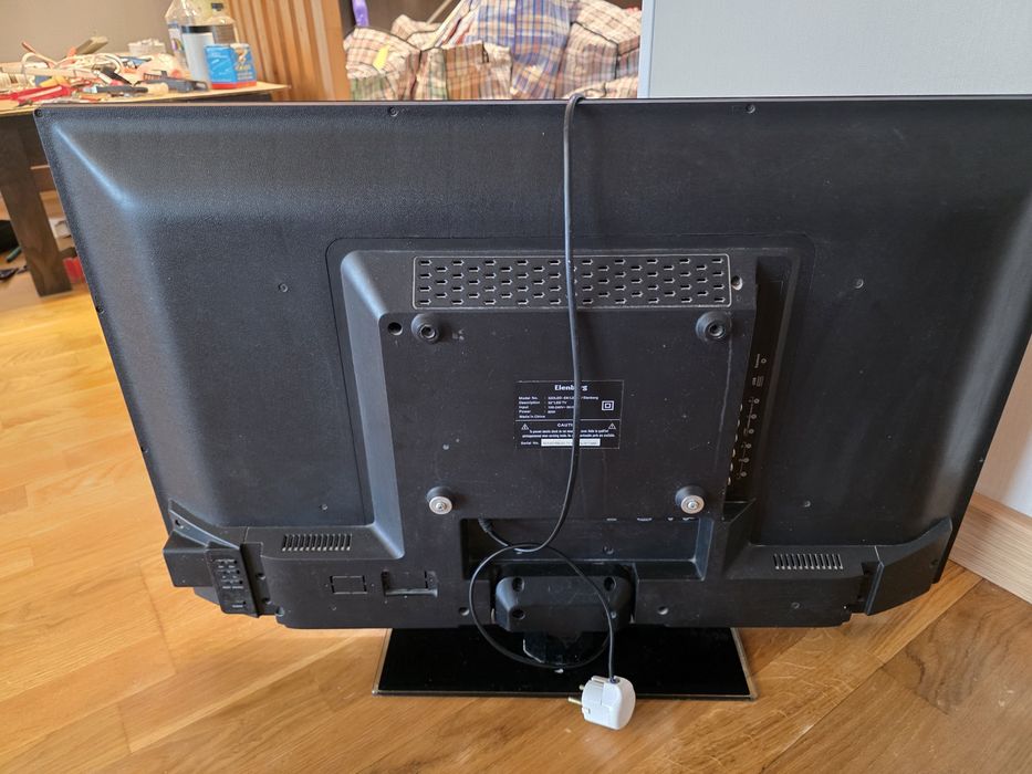 Телевизор Elenberg б/у