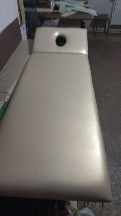 Стационарный лежак для процедур