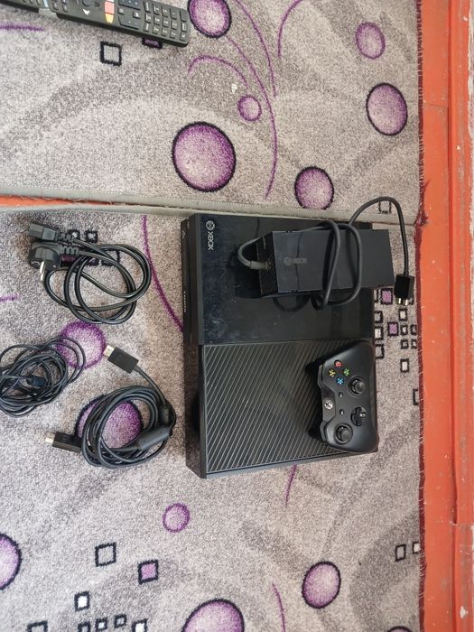 Xbox  90000 тг ойын қүралы