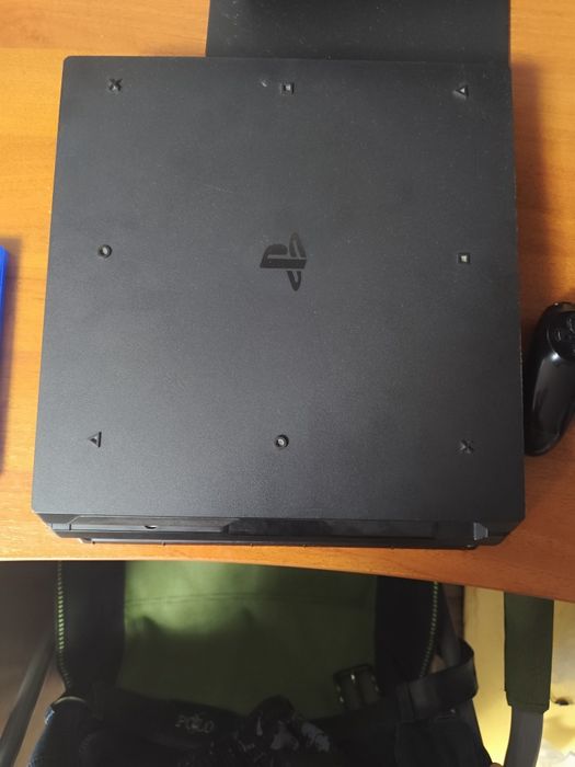 PS 4 Pro без крышки
