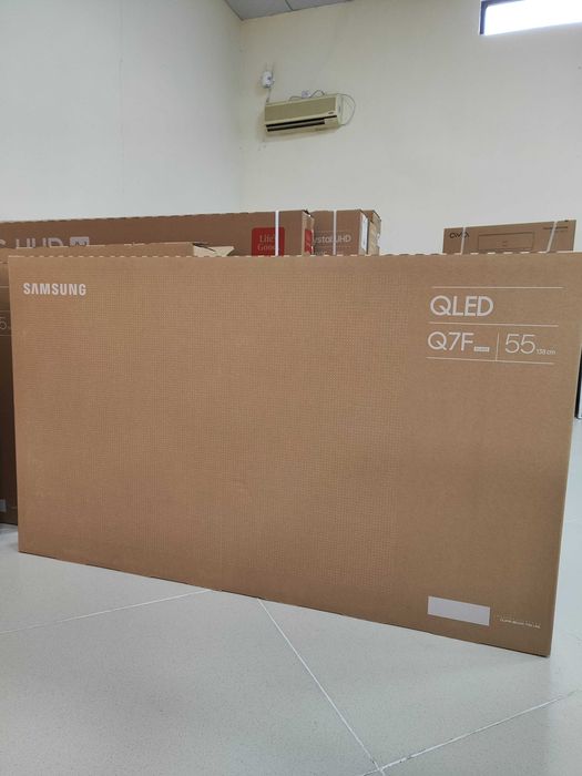 Телевизор Samsung 43дюйма