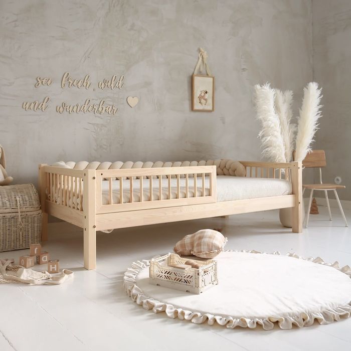 Pătuț pentru copii în stare foarte bună utilizat doar doi ani